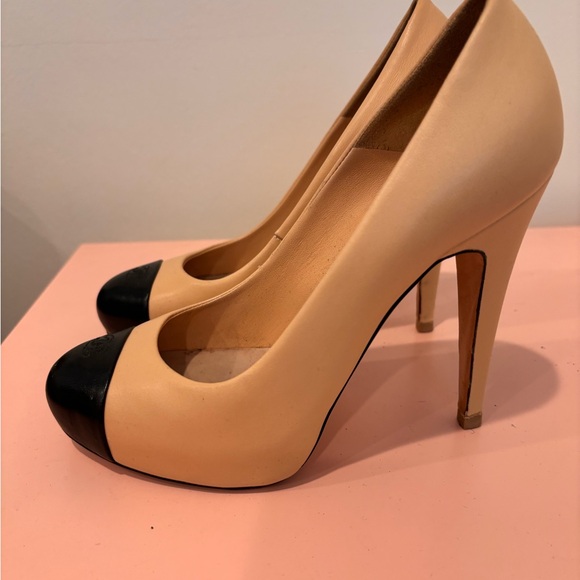 AUTHENTIC Chanel Platform Pumps - Picture 3 of 7